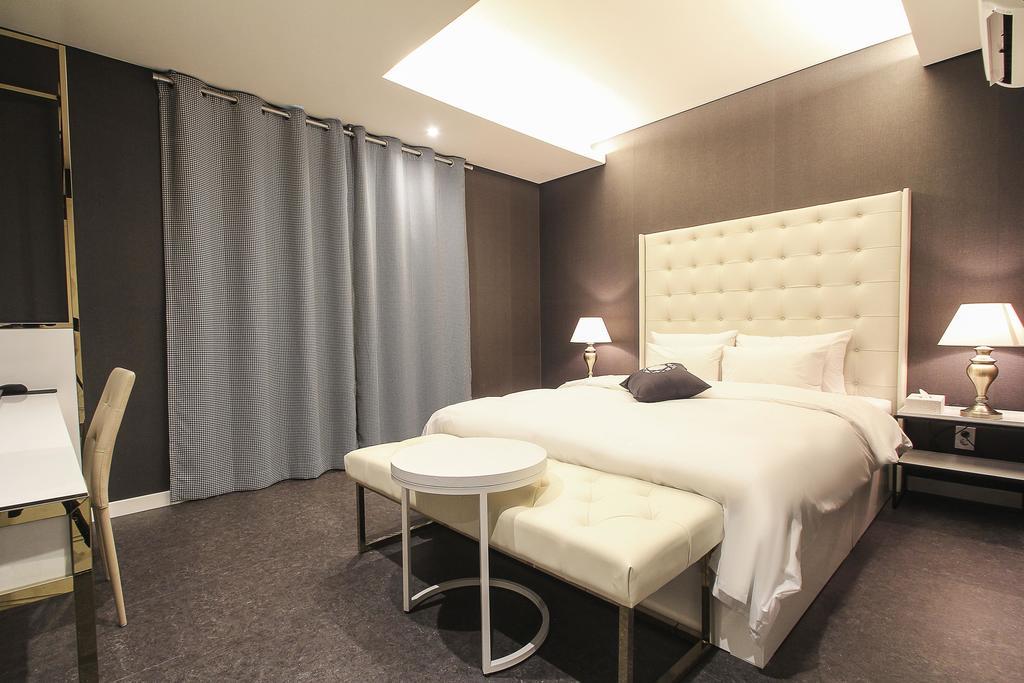 Hotel Cullinan Daechi Seoul Exterior photo